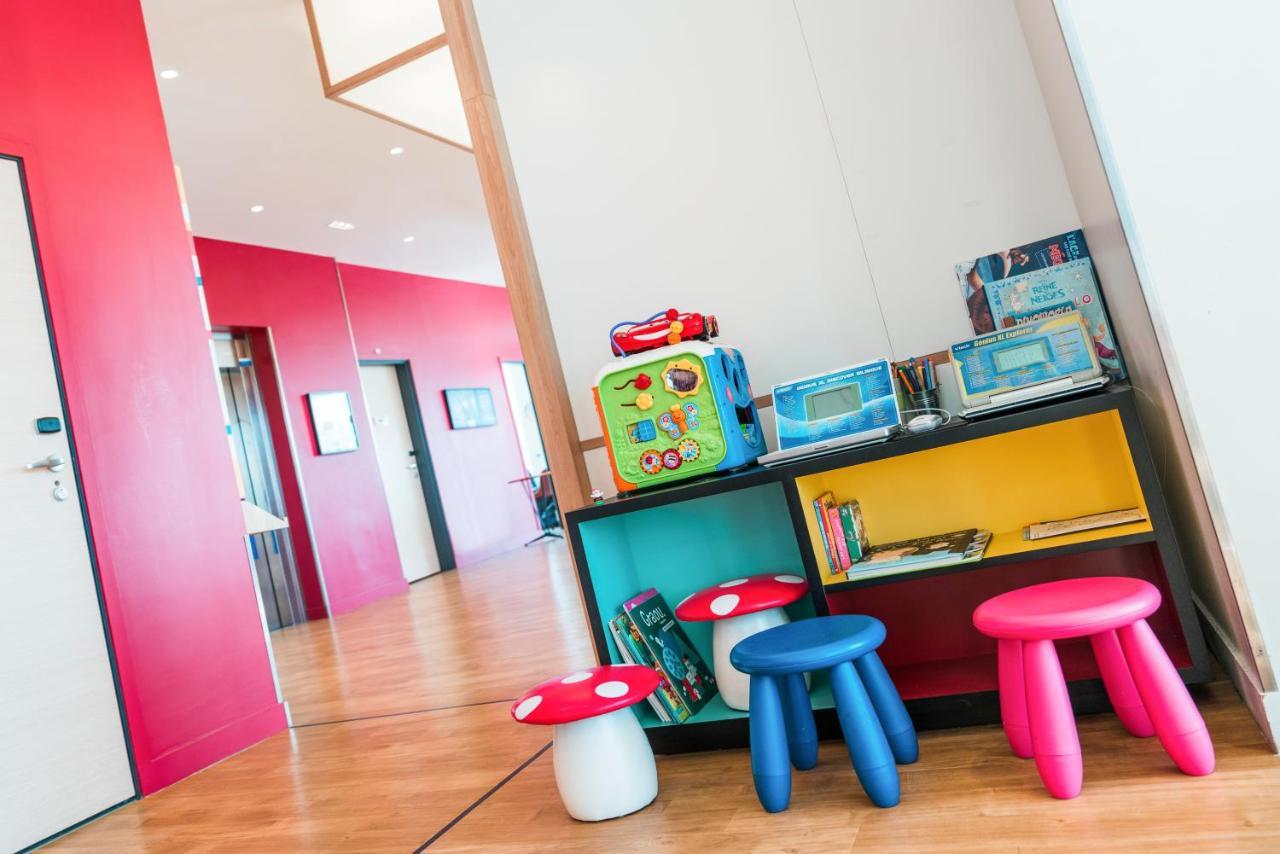 Ibis Styles Guyancourt Versailles Eksteriør billede