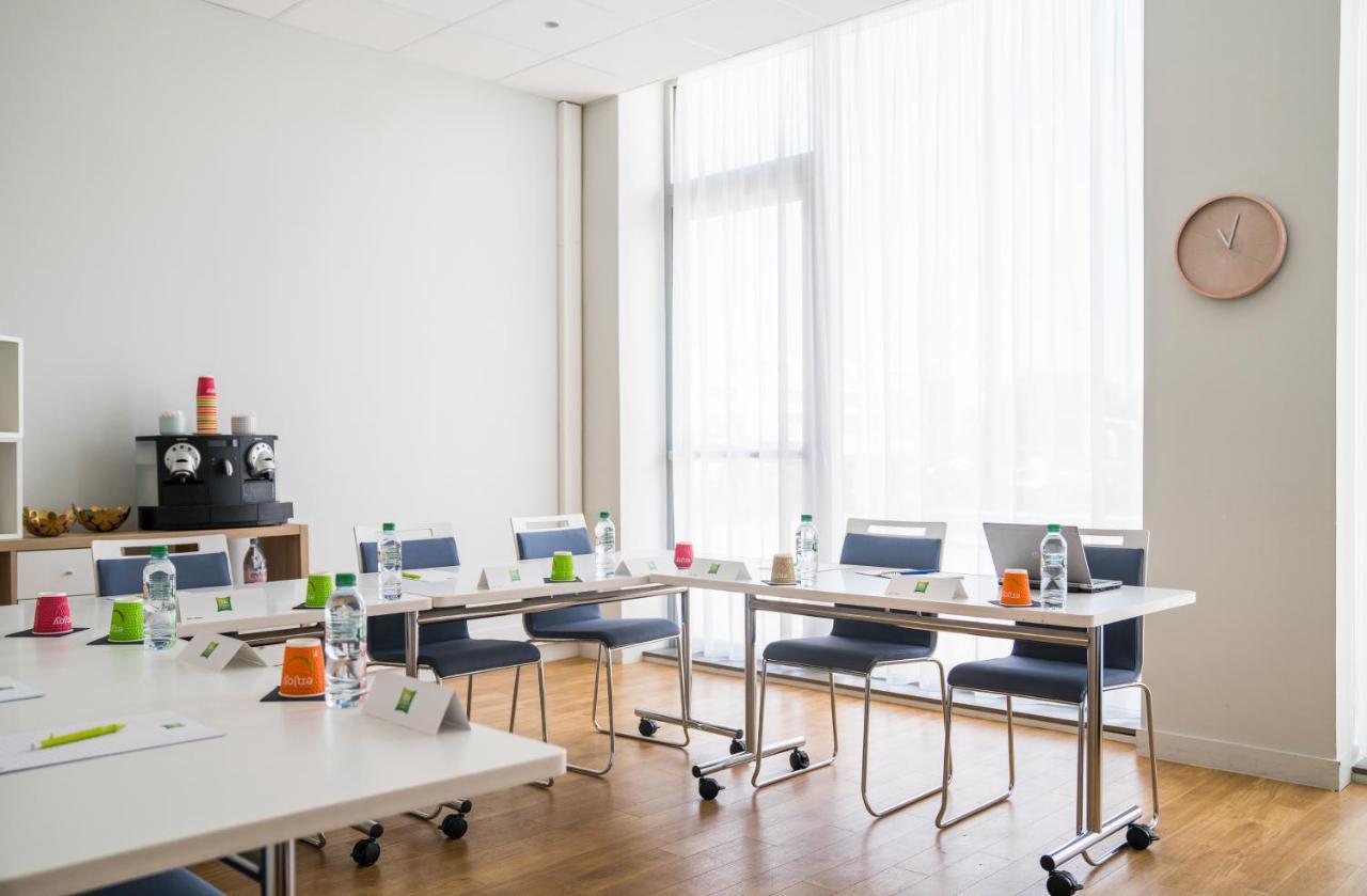 Ibis Styles Guyancourt Versailles Eksteriør billede