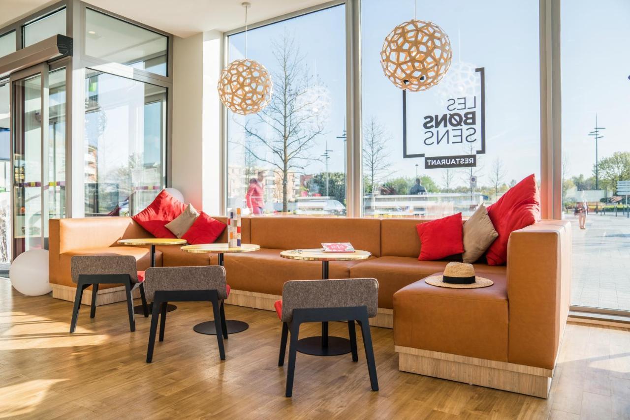 Ibis Styles Guyancourt Versailles Eksteriør billede