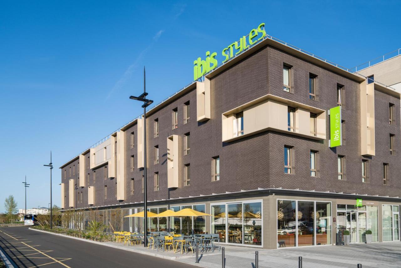 Ibis Styles Guyancourt Versailles Eksteriør billede