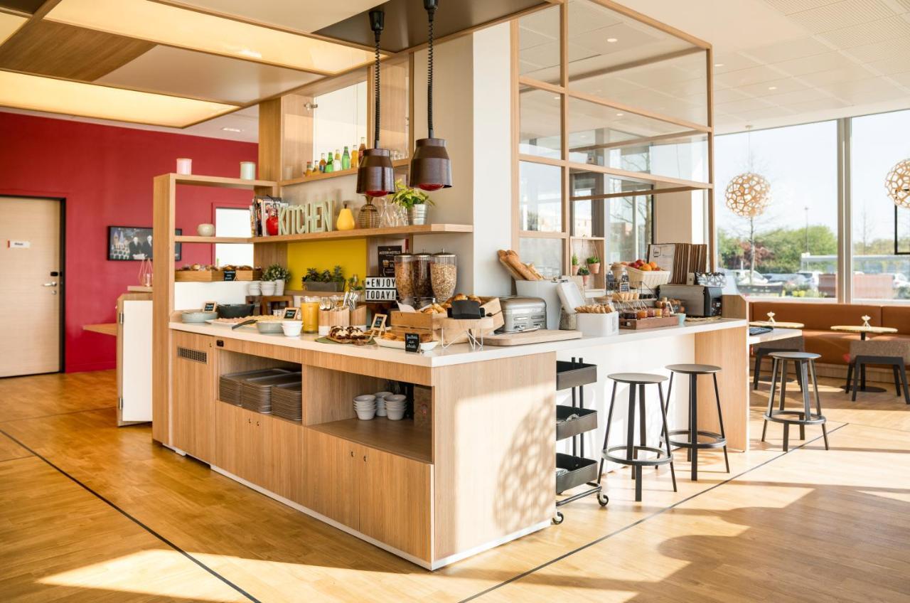 Ibis Styles Guyancourt Versailles Eksteriør billede